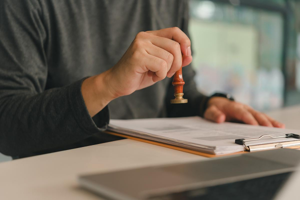 Нотариусы рассказали о новых схемах мошенничества с жильем Нотариусы рассказали о новых схемах мошенничества с жильем