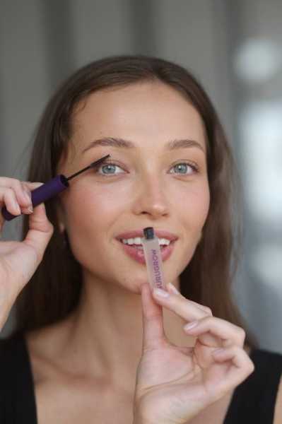 "Скорая помощь": Что делать если выпадают ресницы, а брови не растут "Скорая помощь": Что делать если выпадают ресницы, а брови не растут