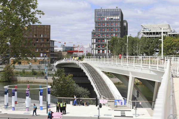 Водный центр, скалодром и стадион: что построили в Париже к Олимпиаде Водный центр, скалодром и стадион: что построили в Париже к Олимпиаде