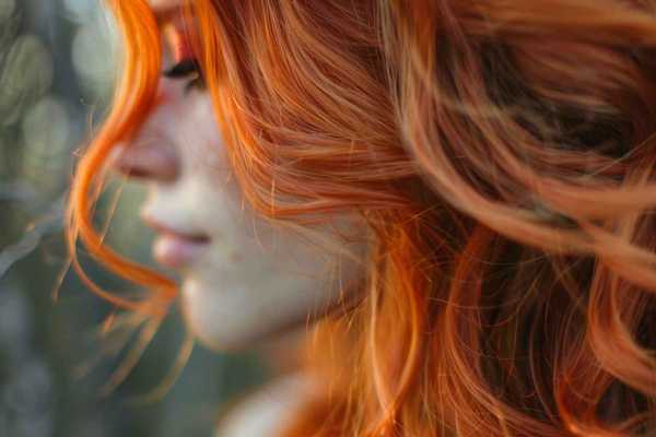 Как правильно красить волосы хной: советы по подготовке, окрашиванию и уходу после процедуры Как правильно красить волосы хной: советы по подготовке, окрашиванию и уходу после процедуры