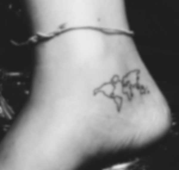 Красивые татуировки на щиколотке для девушки – эскизы с фото Красивые татуировки на щиколотке для девушки – эскизы с фото