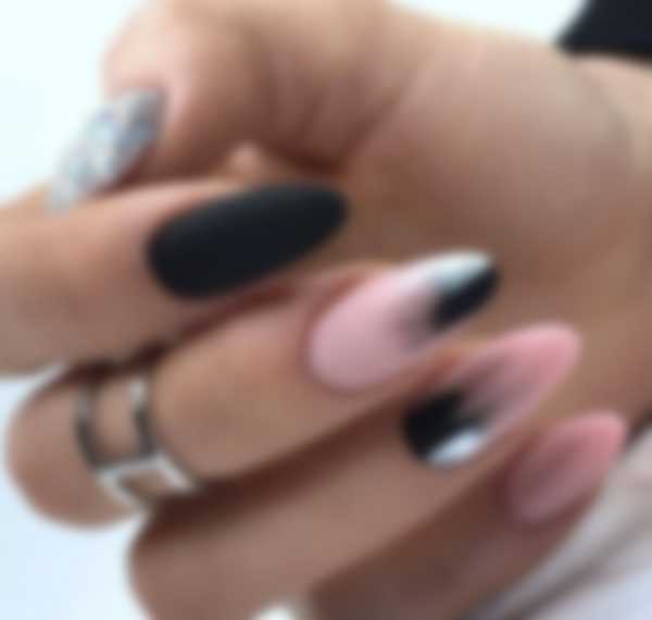 Матовый маникюр на длинные ногти, популярный в 2023 году Матовый маникюр на длинные ногти, популярный в 2023 году