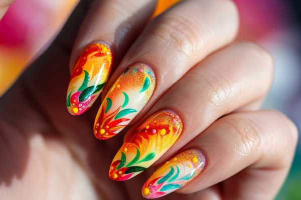 Летний яркий маникюр 2024 года: идеи оригинальных и стильных дизайнов Летний яркий маникюр 2024 года: идеи оригинальных и стильных дизайнов
