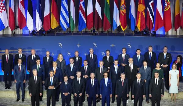 Как США просили Россию за Украину, беспроигрышный ход Путина, что решили на саммите НАТО: обзор мировых новостей 10 июля Как США просили Россию за Украину, беспроигрышный ход Путина, что решили на саммите НАТО: обзор мировых новостей 10 июля