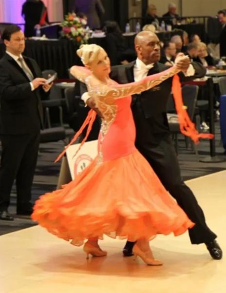 Почему часть ТЦ "Атриум" на Садовом кольце хотят снести, а его владельцы живут и платят налоги в США Почему часть ТЦ "Атриум" на Садовом кольце хотят снести, а его владельцы живут и платят налоги в США