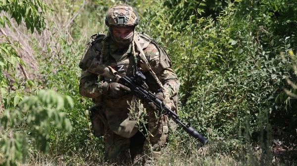 Шторм-новости: Армия России прорывает Купянское направление, ВСУ массово теряют "Бабу Ягу", крупный обмен пленными в Белгородской области, ситуация 18 июля Шторм-новости: Армия России прорывает Купянское направление, ВСУ массово теряют "Бабу Ягу", крупный обмен пленными в Белгородской области, ситуация 18 июля