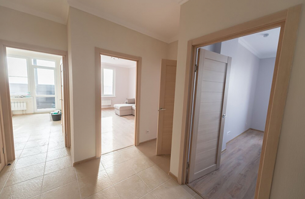 Девелоперы и покупатели снова выбирают между квартирами с отделкой и без нее Девелоперы и покупатели снова выбирают между квартирами с отделкой и без нее