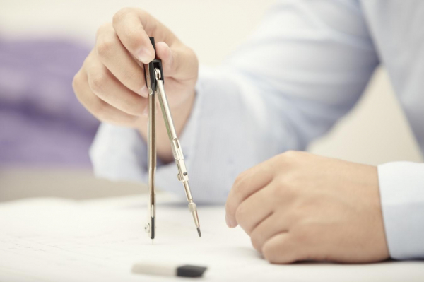 Кто такой инженер-строитель, что он делает и сколько зарабатывает