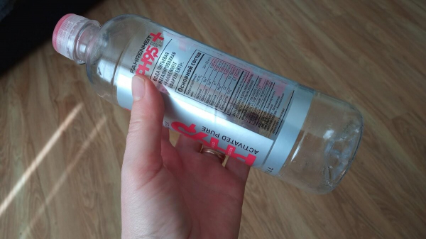 Боль и тяжесть в ногах убираю деревянной скалкой. Боль и тяжесть в ногах убираю деревянной скалкой.