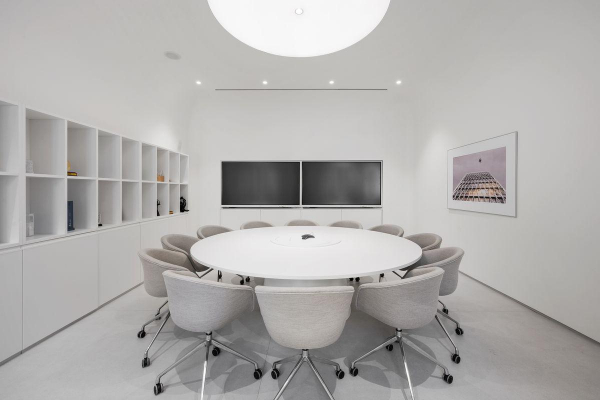 Псевдорусский стиль и эстетика промзон: 5 стильных офисов архитекторов Псевдорусский стиль и эстетика промзон: 5 стильных офисов архитекторов