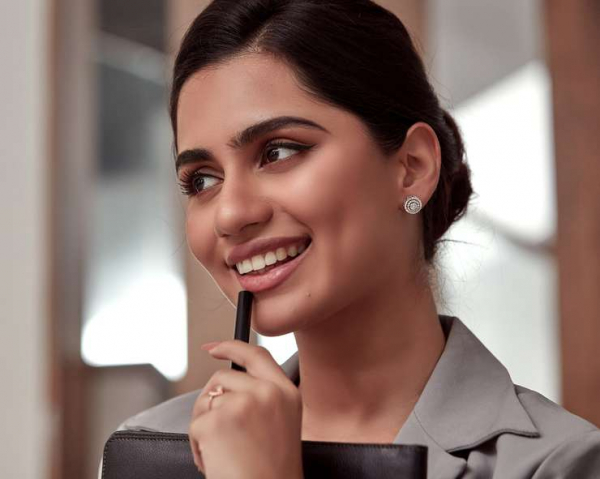 Ювелирный дресс-код в офисе: 10 важных советов дизайнера Ювелирный дресс-код в офисе: 10 важных советов дизайнера