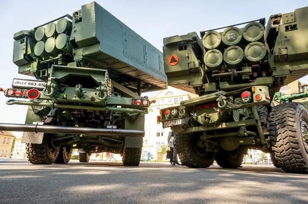 Шторм-новости СВО: Секретный план боевиков в Курской области, ВСУ открывают фронт под Сумами, российский флаг над Нью-Йорком, ситуация 7 августа Шторм-новости СВО: Секретный план боевиков в Курской области, ВСУ открывают фронт под Сумами, российский флаг над Нью-Йорком, ситуация 7 августа