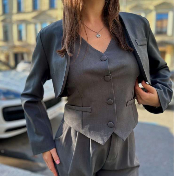 Современный офисный стиль — как его создать осенью 2024 Современный офисный стиль — как его создать осенью 2024