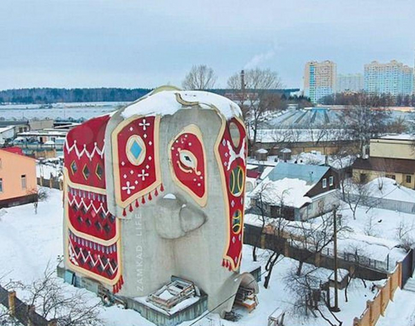 В Подмосковье на продажу выставлен дом-слон. Как выглядит и сколько стоит В Подмосковье на продажу выставлен дом-слон. Как выглядит и сколько стоит