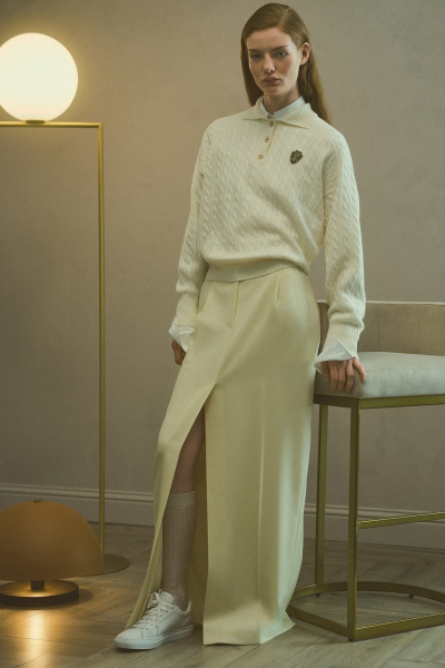 КАКИЕ СВИТЕРЫ И ДЖЕМПЕРЫ В МОДЕ В 2025 году. КАКИЕ СВИТЕРЫ И ДЖЕМПЕРЫ В МОДЕ В 2025 году.