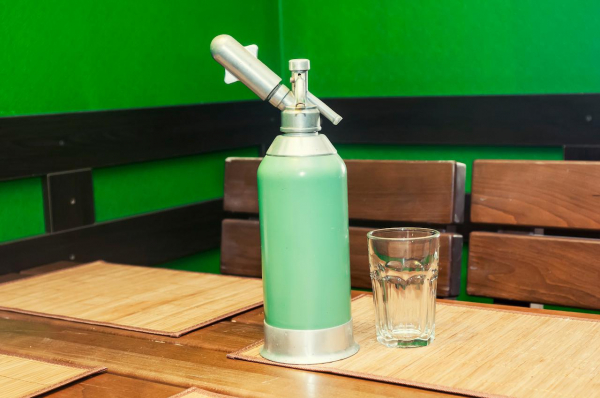 Кофеварка, пылесос и мясорубка: гаджеты, которые были в квартирах в СССР Кофеварка, пылесос и мясорубка: гаджеты, которые были в квартирах в СССР