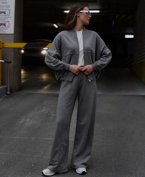 Четыре образа с брюками палаццо на осень 2024 Четыре образа с брюками палаццо на осень 2024