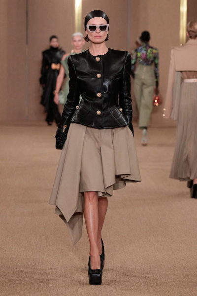 КАКИЕ ГОЛОВНЫЕ УБОРЫ В МОДЕ ЭТОЙ ОСЕНЬЮ