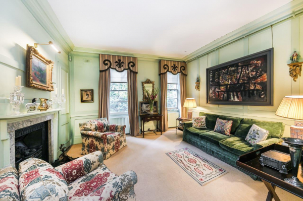 Бывший дом Маргарет Тэтчер в Лондоне выставлен на продажу за £3,65 млн Бывший дом Маргарет Тэтчер в Лондоне выставлен на продажу за £3,65 млн