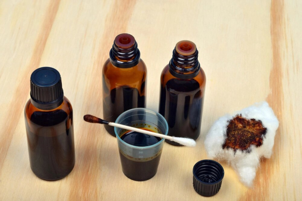 Перекись водорода или хлоргексидин: что выбрать? Перекись водорода или хлоргексидин: что выбрать?