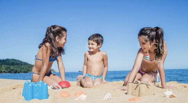 Четыре вещи, которые нужно взять в отпуск с детьми в экзотические страны Четыре вещи, которые нужно взять в отпуск с детьми в экзотические страны