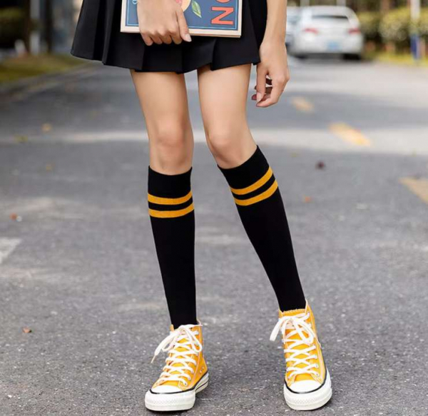 Гетры, гольфы, леггинсы: как носить их осенью и зимой — 7 советов стилиста Гетры, гольфы, леггинсы: как носить их осенью и зимой — 7 советов стилиста