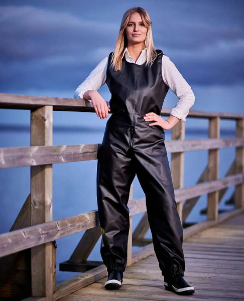 Резиновые сапоги: как и с чем носить осенью, чтобы оставаться стильной Резиновые сапоги: как и с чем носить осенью, чтобы оставаться стильной