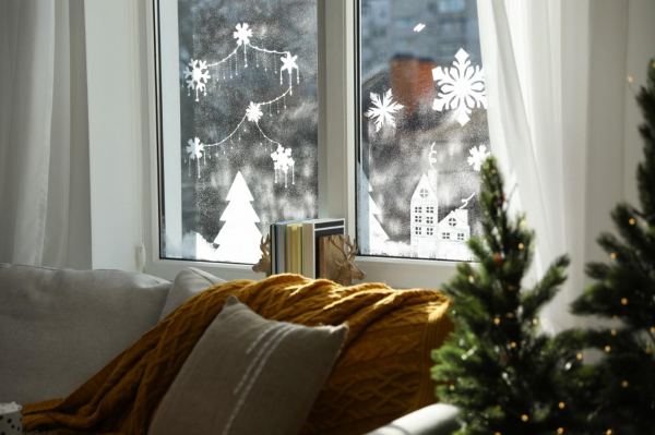 Как украсить окна на новый год: 16 идей Как украсить окна на новый год: 16 идей