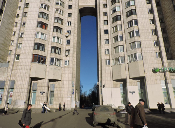 10 самых длинных домов в России 10 самых длинных домов в России