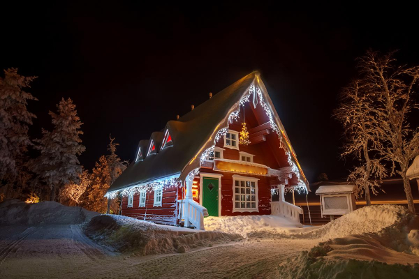 Аренда коттеджей: сколько стоит отметить Новый год — 2025 в Подмосковье Аренда коттеджей: сколько стоит отметить Новый год — 2025 в Подмосковье