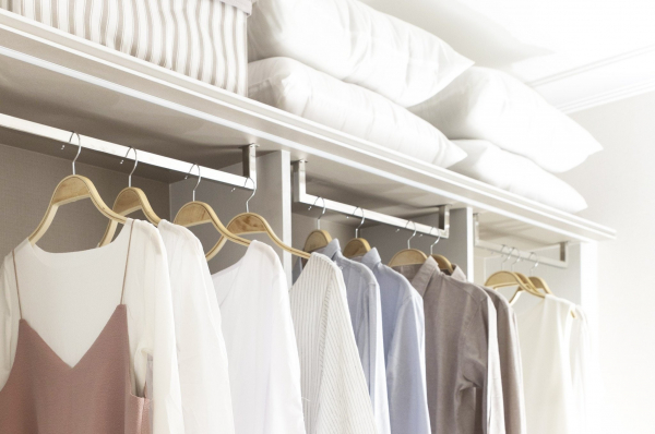 Что нужно положить в шкаф, чтобы избавиться от вони и чтобы одежда благоухала Что нужно положить в шкаф, чтобы избавиться от вони и чтобы одежда благоухала