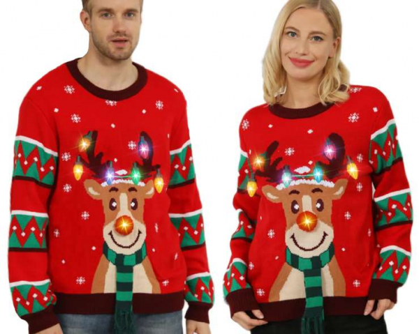 Свитер с оленями и елками — и еще 7 видов забавной одежды для Нового года Свитер с оленями и елками — и еще 7 видов забавной одежды для Нового года