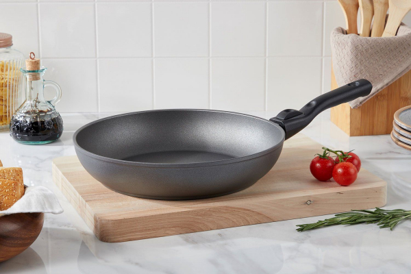 Только вручную: какую посуду нельзя мыть в посудомоечной машине Только вручную: какую посуду нельзя мыть в посудомоечной машине