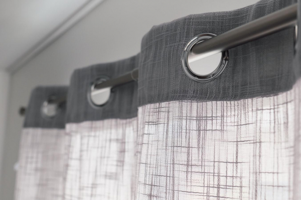 Как красиво повесить шторы: идеи для разных комнат и креплений Как красиво повесить шторы: идеи для разных комнат и креплений