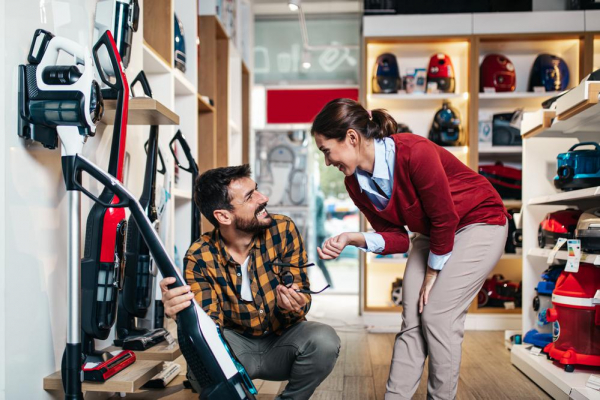 Как выбрать пылесос: 10 характеристик и советы экспертов Как выбрать пылесос: 10 характеристик и советы экспертов