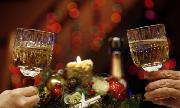 Актуальный вопрос: сколько алкоголя допустимо выпить, чтобы утром не болела голова Актуальный вопрос: сколько алкоголя допустимо выпить, чтобы утром не болела голова