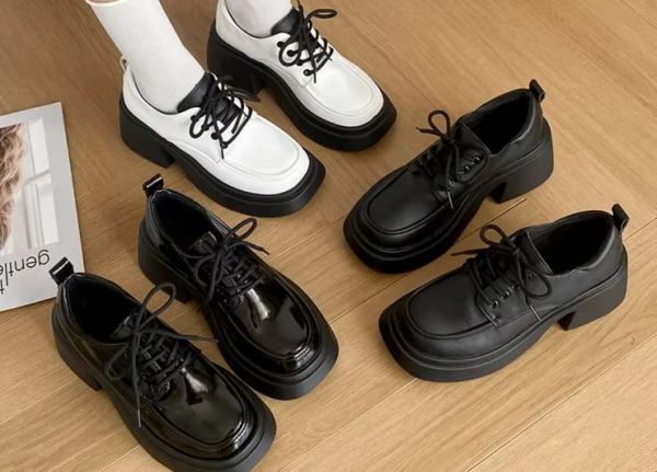 Обувь с квадратными носами: 5 моделей, которые пригодятся и весной Обувь с квадратными носами: 5 моделей, которые пригодятся и весной