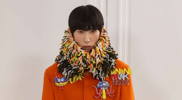 Шарфы, платки, косынки: тренды зимы 2025 и советы стилиста Шарфы, платки, косынки: тренды зимы 2025 и советы стилиста