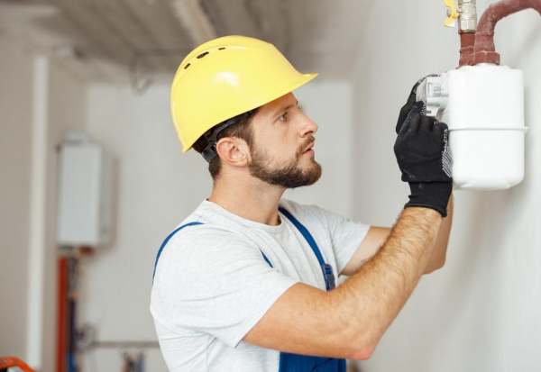 Замена газового счетчика: когда нужно делать, какие сроки и кому поручить