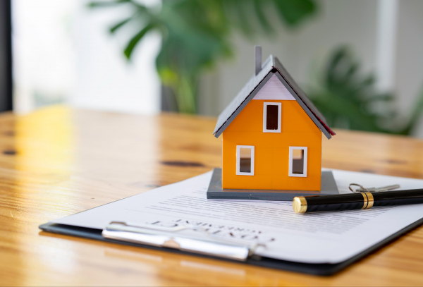 Договор дарения доли в квартире: как правильно оформить Договор дарения доли в квартире: как правильно оформить