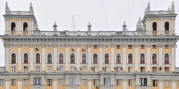 В доме у Белорусского вокзала выставили на торги бывшие билетные кассы В доме у Белорусского вокзала выставили на торги бывшие билетные кассы