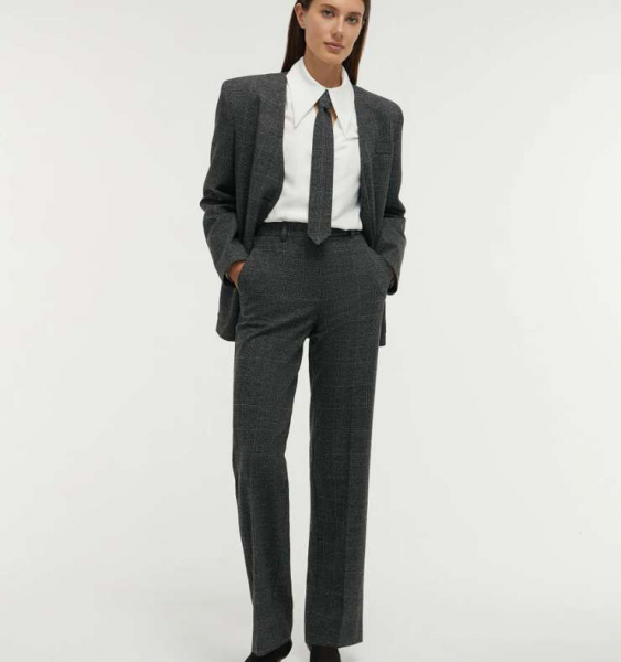 Брюки-дудочки: как носить трендовую вещь этой весной