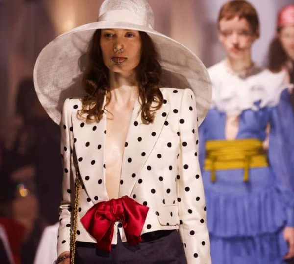 Принцесса на горошине: как носить весной этот принт — 5 советов стилиста Принцесса на горошине: как носить весной этот принт — 5 советов стилиста