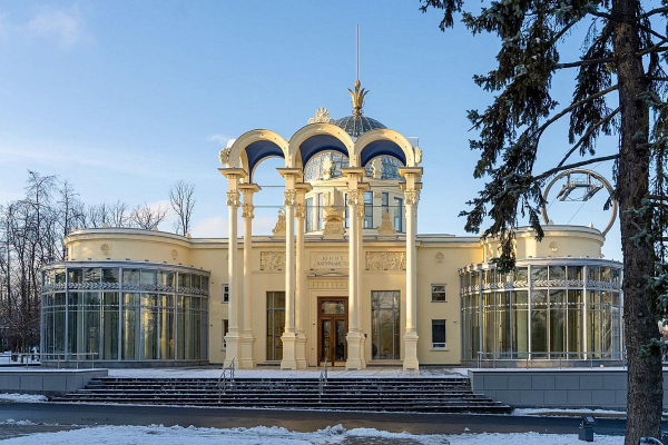 Собянин сообщил о планах реставрации домов-памятников в Москве в 2025 г.