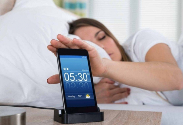 Какие секреты помогут перестать откладывать будильник по утрам Какие секреты помогут перестать откладывать будильник по утрам