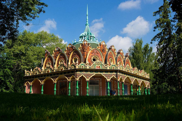 Собянин сообщил о планах реставрации домов-памятников в Москве в 2025 г.