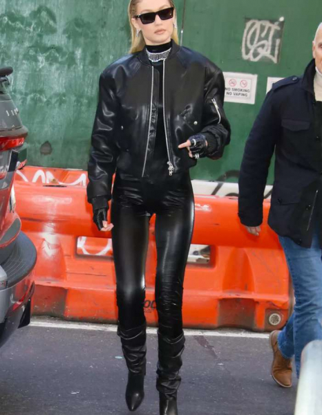 Бомберы: какие и с чем носим весной, советы стилиста Бомберы: какие и с чем носим весной, советы стилиста