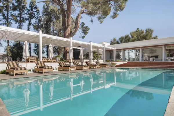 Бывший дом Фрэнка Синатры в Лос-Анджелесе продали за $5 млн Бывший дом Фрэнка Синатры в Лос-Анджелесе продали за $5 млн