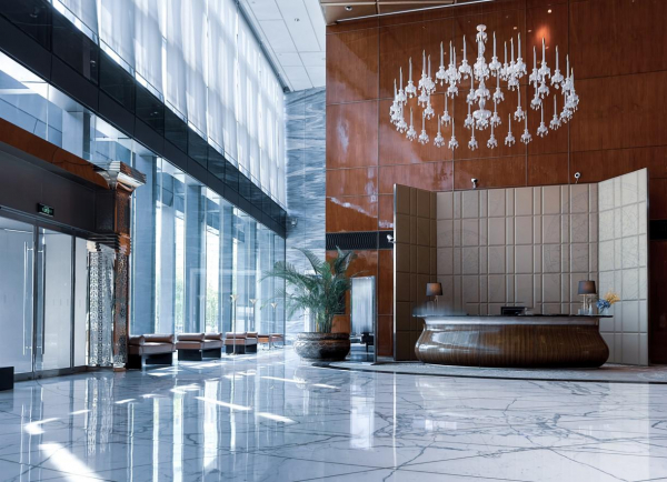 Что такое фойе, чем оно отличается от вестибюля и холла Что такое фойе, чем оно отличается от вестибюля и холла