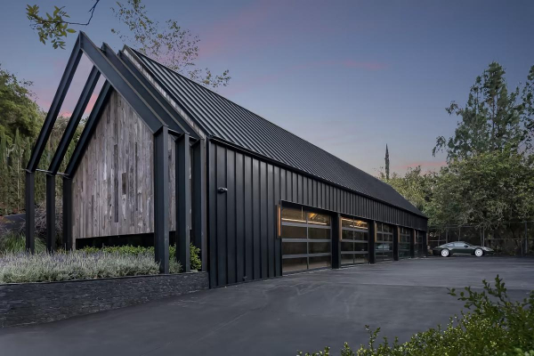 Бывший дом бас-гитариста Kiss в Беверли-Хиллз выставили на продажу Бывший дом бас-гитариста Kiss в Беверли-Хиллз выставили на продажу